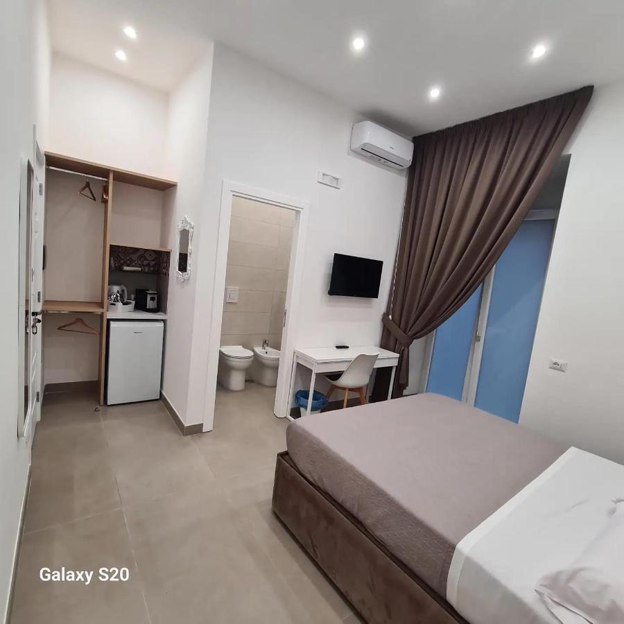 Residenza Nascari Al Plebiscito Maison d'hôtes Naples